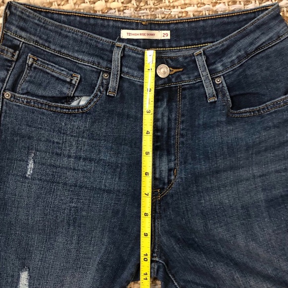 *SOLD* Levi’s 711 Highwaisted Skinny Jeans - Picture 7 of 8